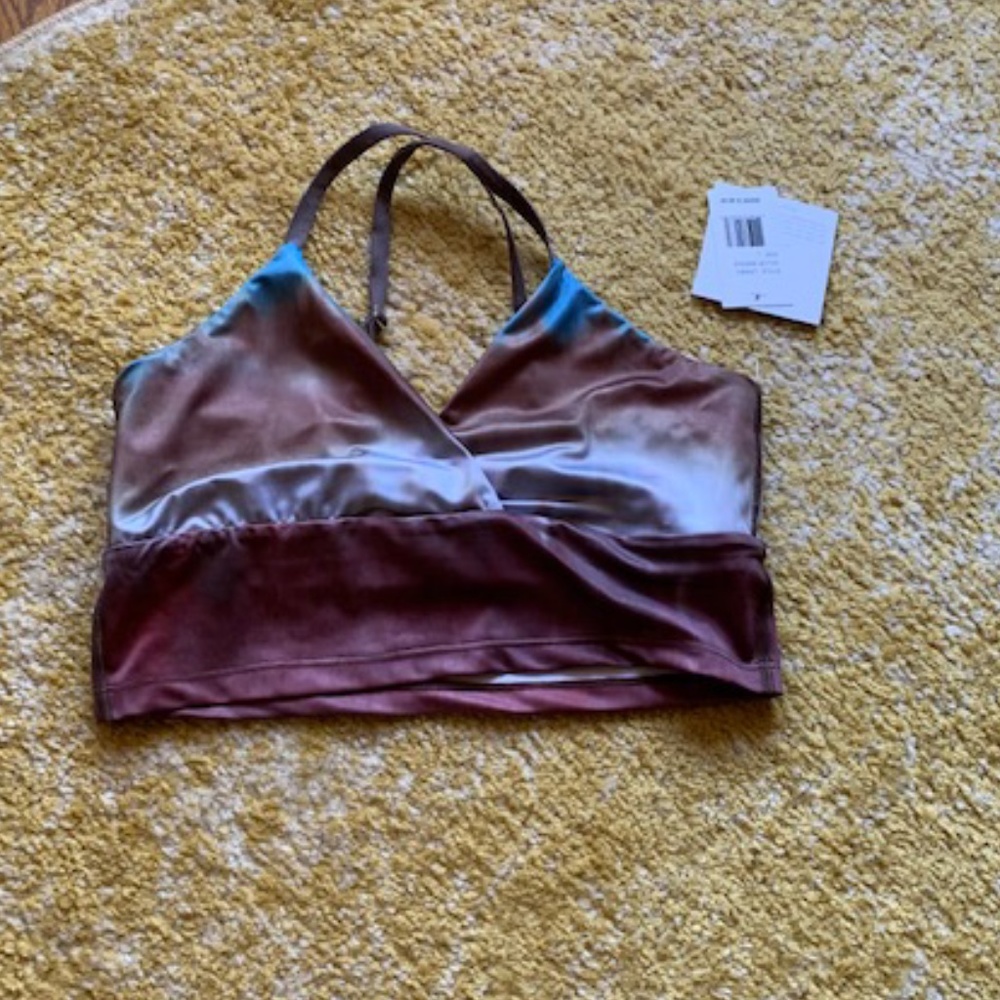 NWT Beyond Yoda sports Bra Lg